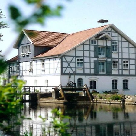 Wipperaublick In Der Oldenstaedter Wassermuehle Uelzen Bagian luar foto